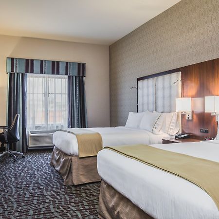 Holiday Inn Express & Suites Eureka By Ihg Екстер'єр фото