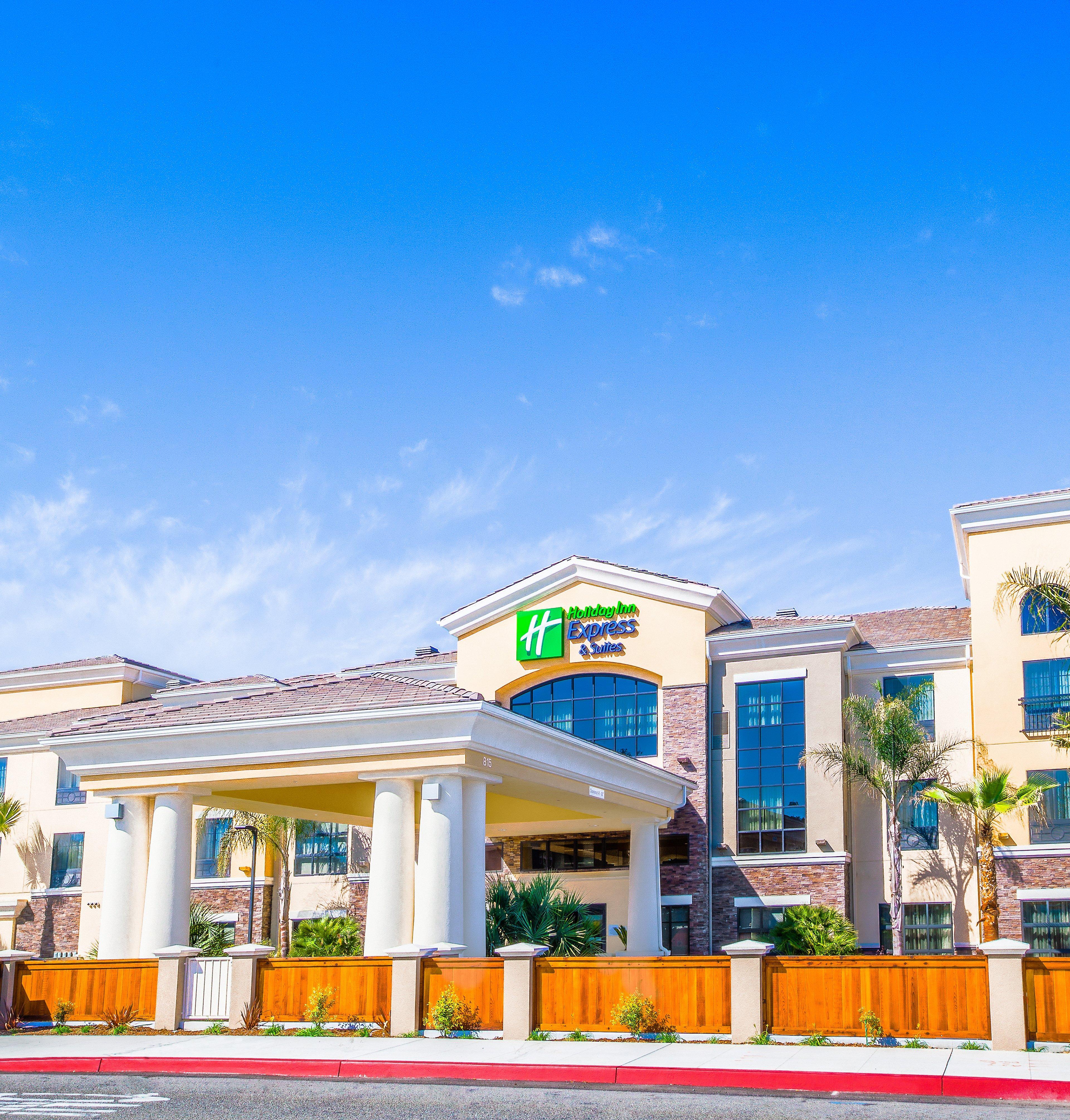 Holiday Inn Express & Suites Eureka By Ihg Екстер'єр фото